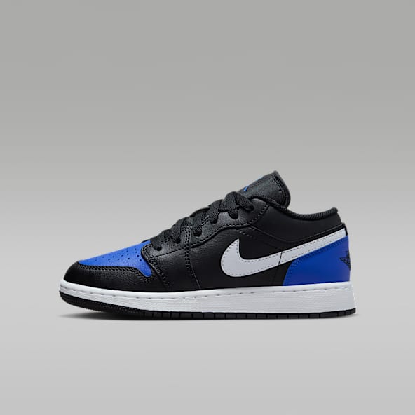 Jordan 1 Black Shoes. Nike